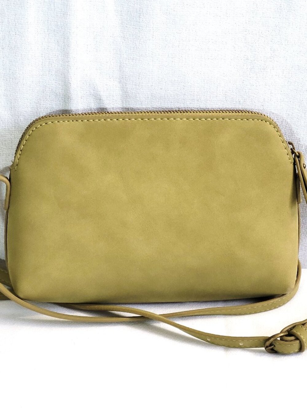 Universal Thread Crossbody Purse - Faux Suede Green Handbag
